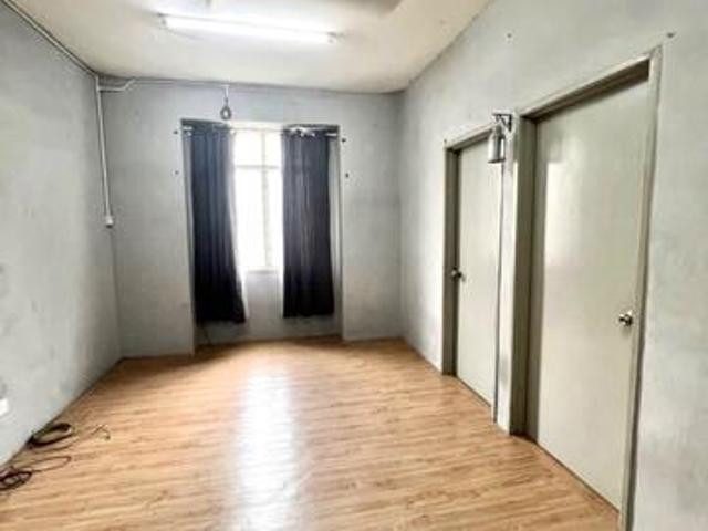 Flat for sale in Wellesley, Penang