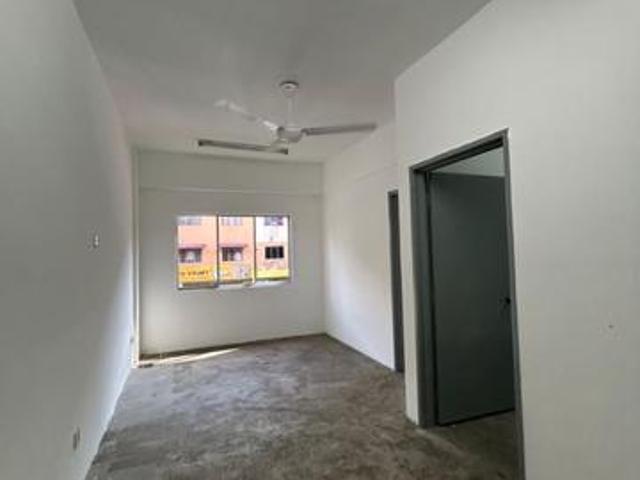 Apartment for sale in Petaling, Subang Jaya