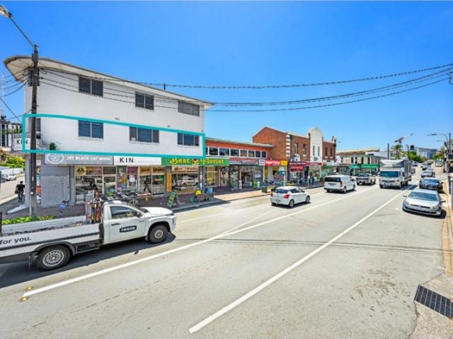 Office for rent in Toombul, Queensland
