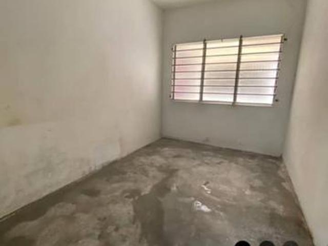Apartment for sale in Port Klang, Selangor