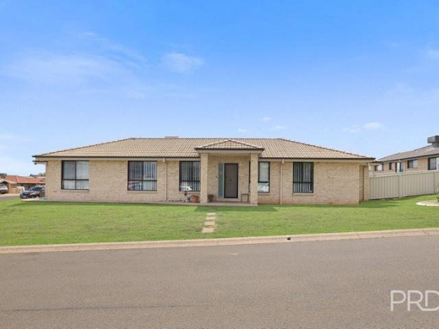 House for sale in Oxley Vale, Tamworth