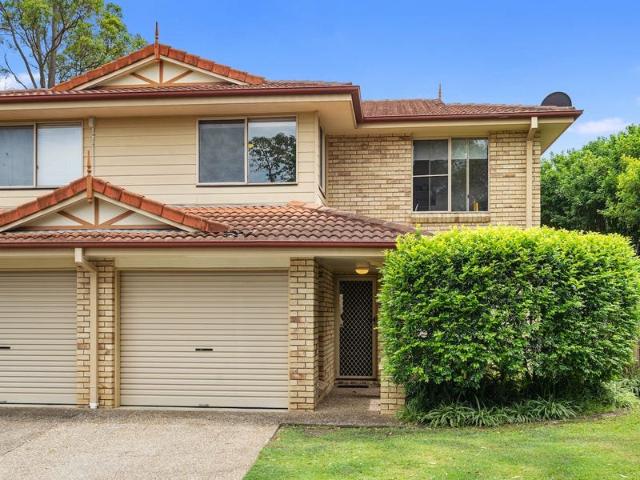 Townhouse for sale in Toombul, Queensland