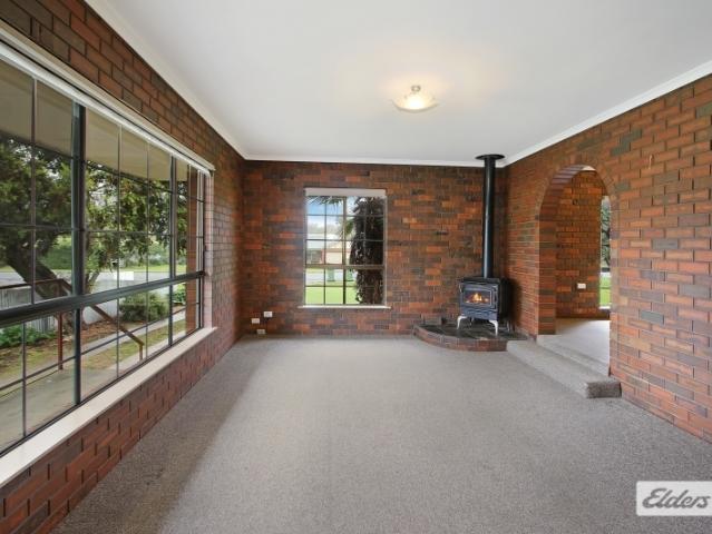 House for sale in Howlong, New South Wales