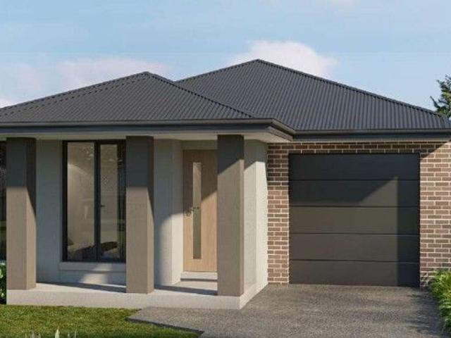 Townhouse for sale in Clyde North, Victoria