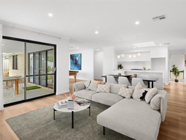 Cottage for sale in Upper Swan, Western Australia