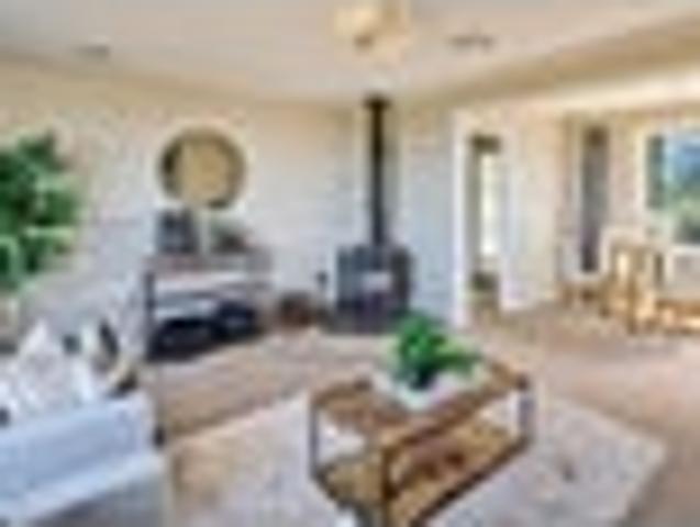House for sale in Johnsonville East, Wellington