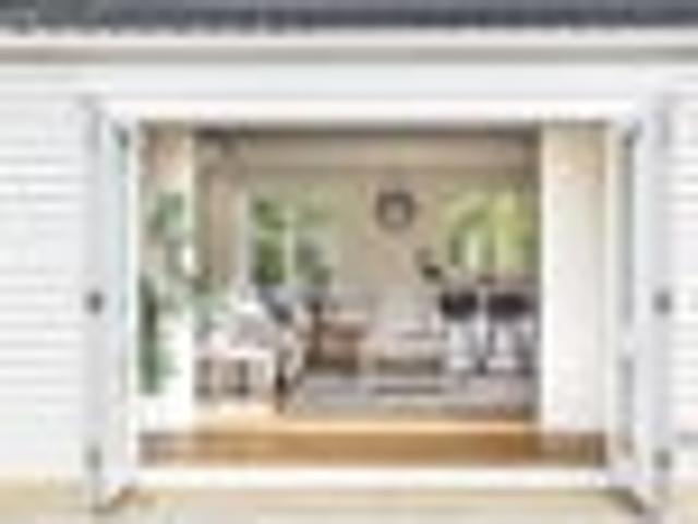 House for sale in Kelston