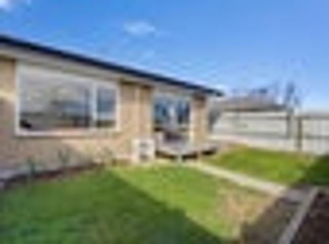 Apartment for sale in Heathcote, Canterbury