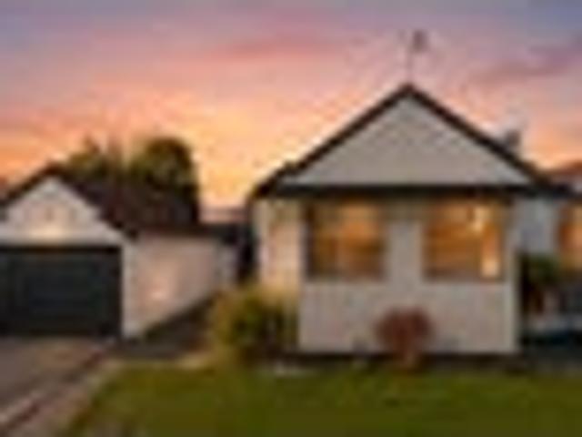 Apartment for sale in Oakura, Canterbury