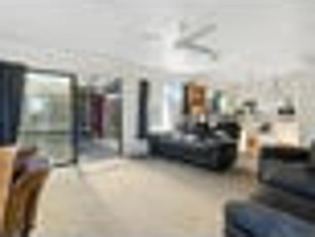 House for sale in Parkvale