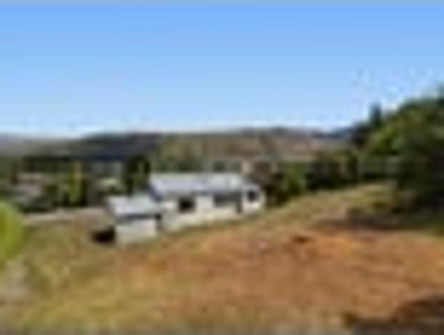 House for sale in Otakou