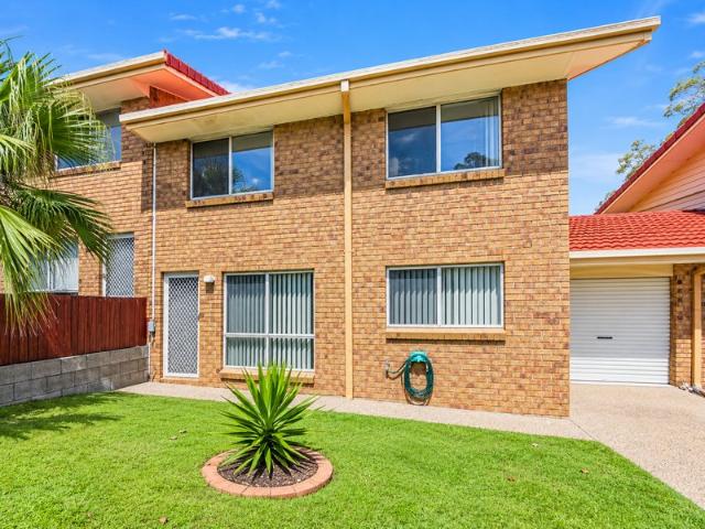 Townhouse for sale in Mount Warren Park, Greater Brisbane