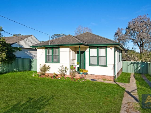House for sale in Seven Hills