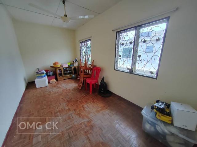 Terraced House for sale in Zon Perindustrian Bebas Telok Panglima Garang, Teluk Panglima Garang
