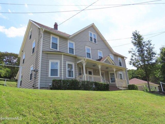 House for sale in Summer Street Historic District, Adams