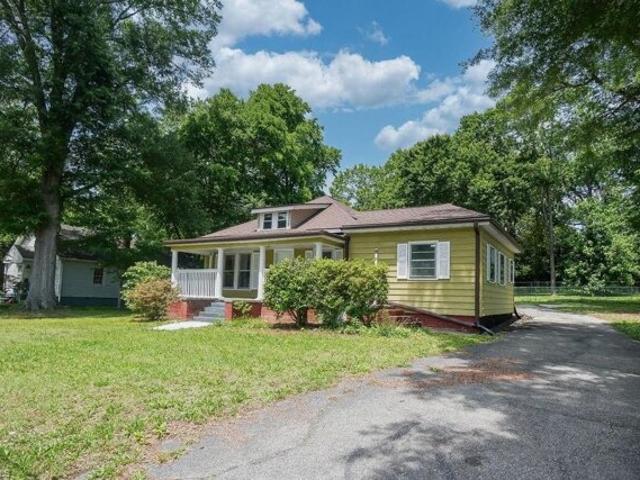 House for sale in Eden