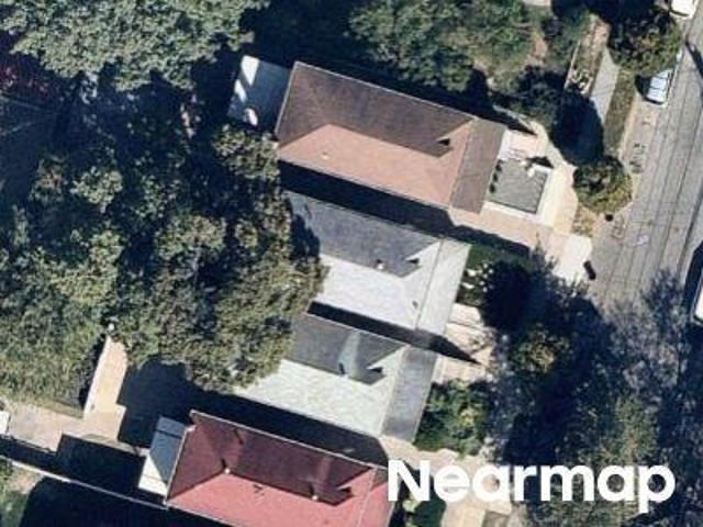 House for sale in The Bronx, Glenwood