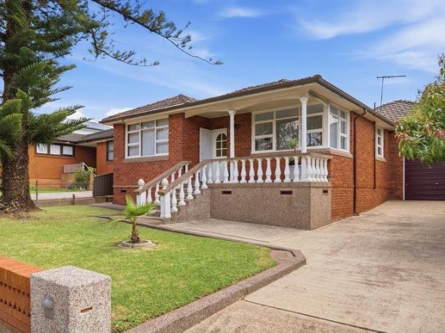 House for sale in Smithfield, Sydney