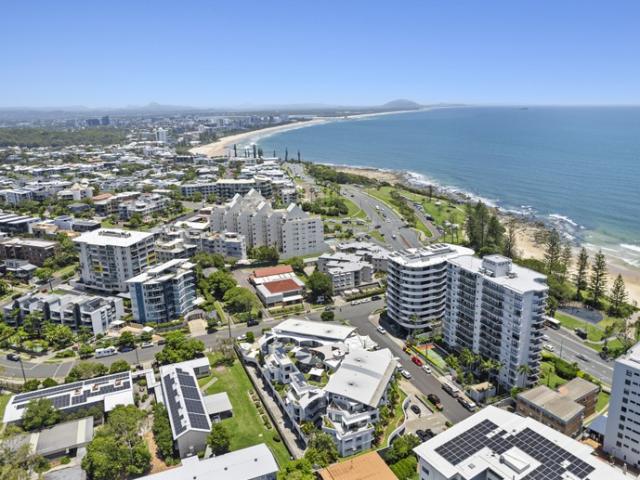 Townhouse for sale in Kings Creek, Queensland