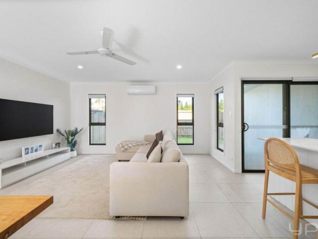 Townhouse for sale in Pimpama, Gold Coast City