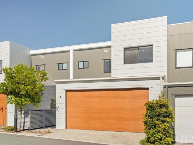 Townhouse for sale in Pimpama, Gold Coast City