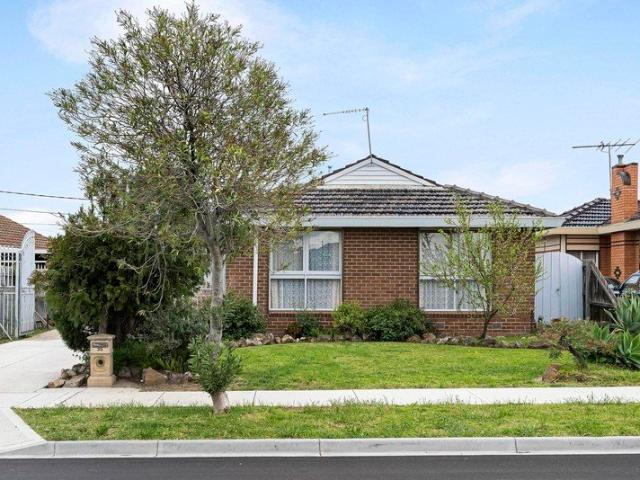 House for sale in Keilor Park, Melbourne