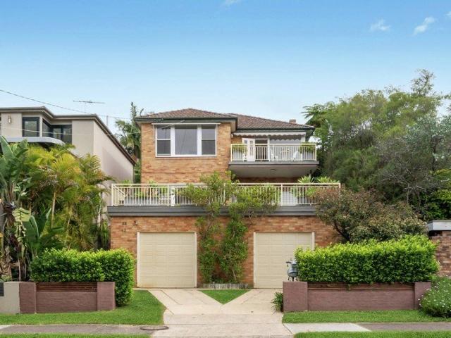 House for sale in Lower North Shore, Sydney