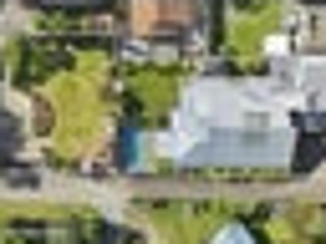 House for sale in Stoke