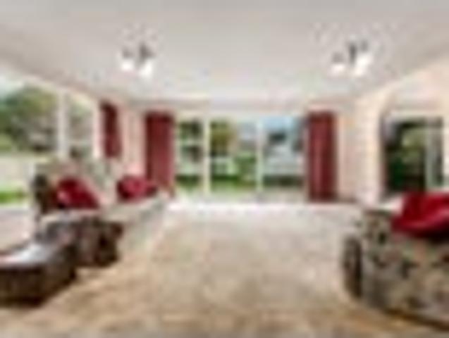 House for sale in Days Bay, Wellington