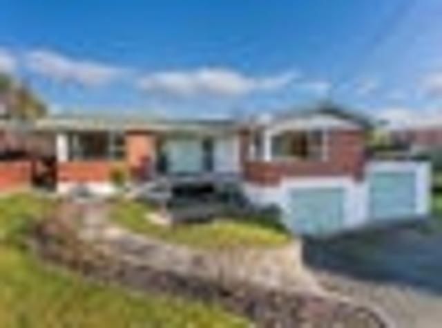 House for sale in Otakou
