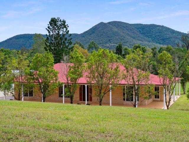 House for sale in Samford Valley, Greater Brisbane