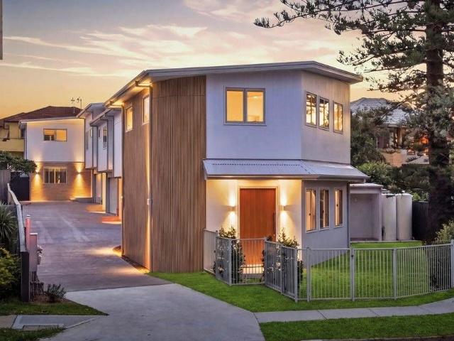 House for rent in Toowoon Bay, New South Wales