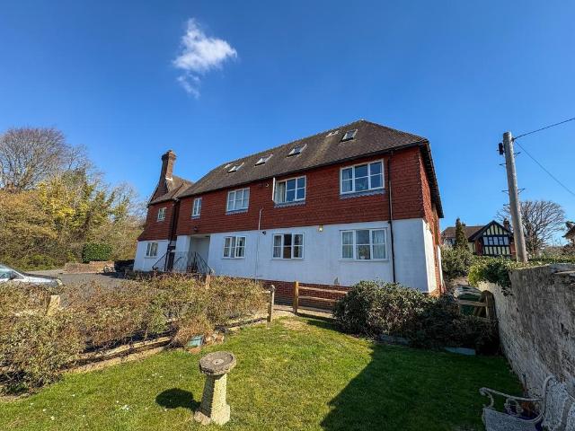 Apartment for rent in Cross In Hand, East Sussex