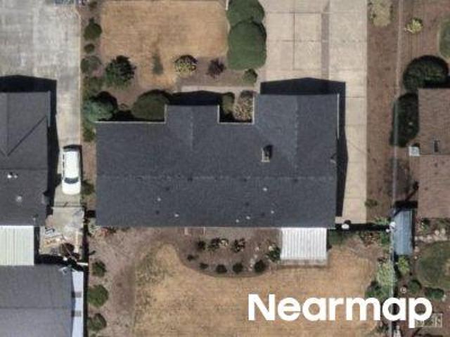 House for sale in Springfield, Lane County