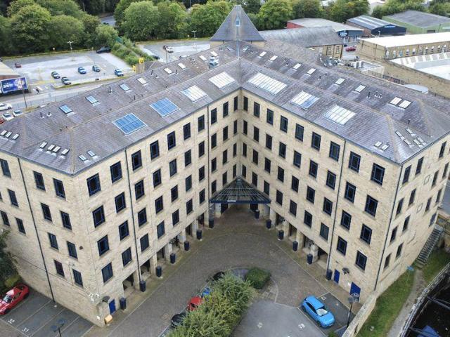 Apartment for rent in Huddersfield, West Yorkshire