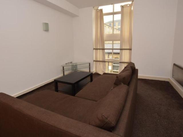 Apartment for rent in Huddersfield, West Yorkshire
