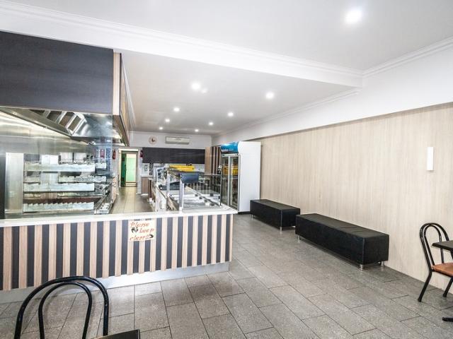 Retail for sale in Eildon, Victoria