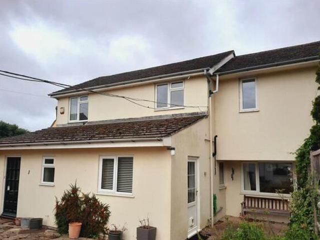 House for sale in Littlecote, West Sussex
