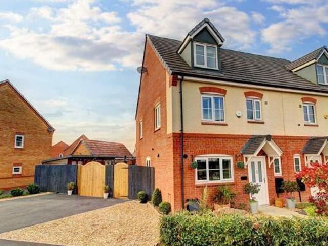 House for sale in Leyfields, Kettlebrook