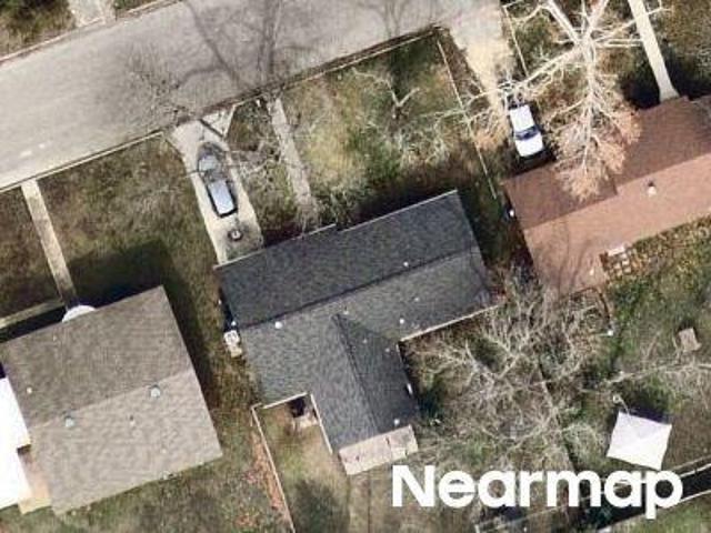 House for sale in Taylor