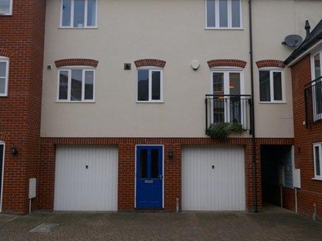 House for rent in New Catton, East Bank