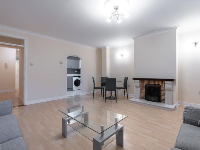 Apartment to rent in Bluebell, North Tipperary