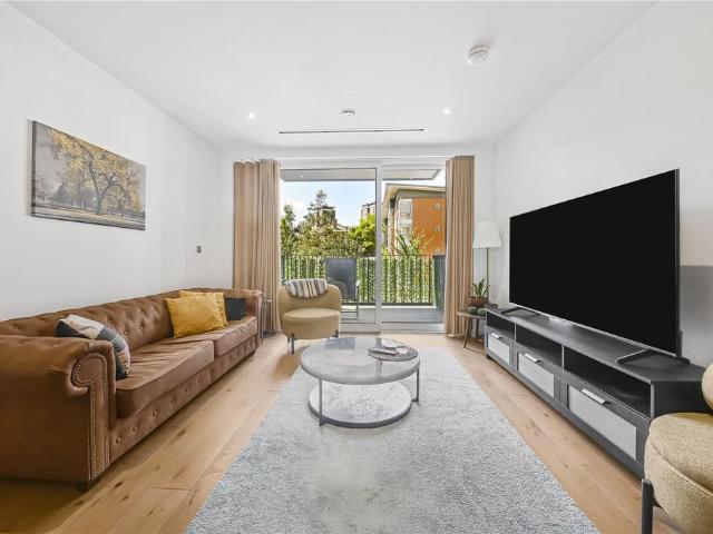 Apartment for rent in St. John's Wood, Greater London
