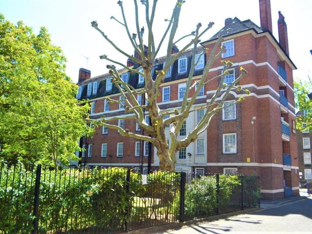 Apartment for rent in St. John's Wood, Greater London