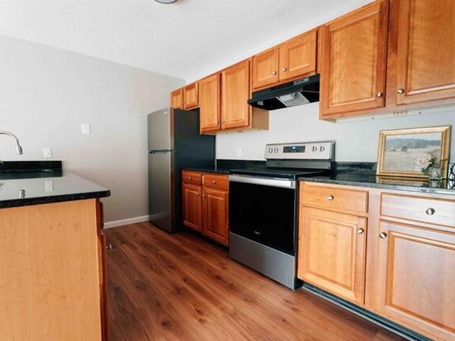 Condo for sale in Concord Condo for sale in Concord