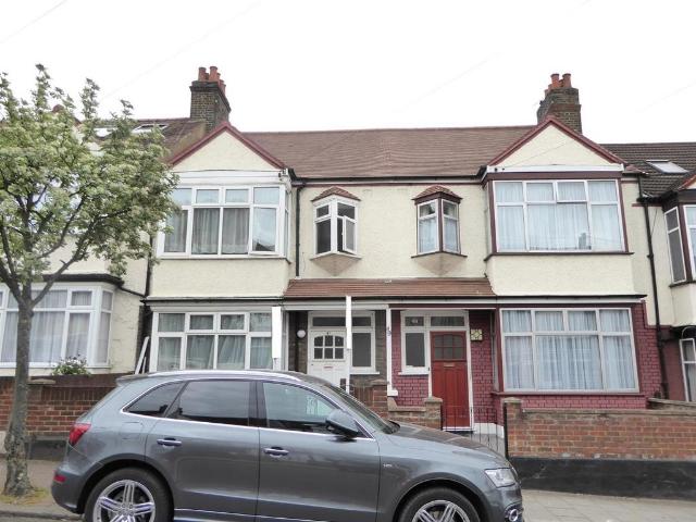 House for rent in Furzedown, Greater London