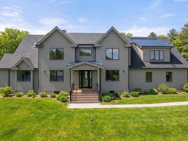 House for sale in Holliston, Massachusetts