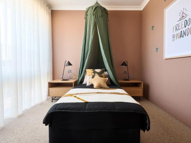 Cottage for sale in Ravenswood, Western Australia