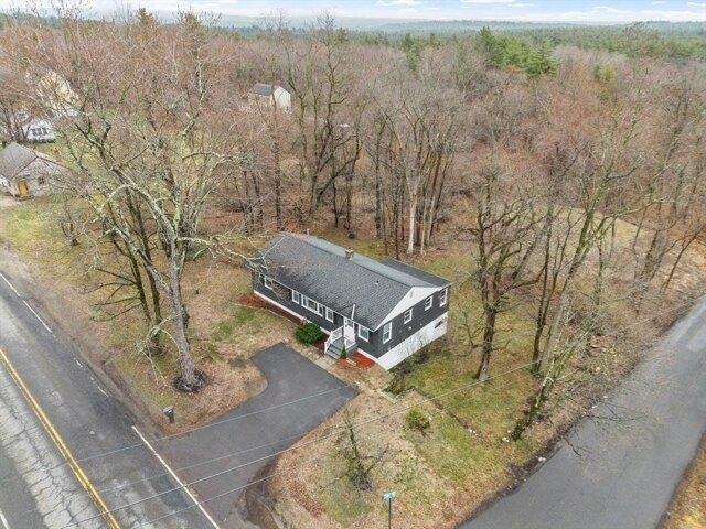 House for sale in Townsend, Massachusetts