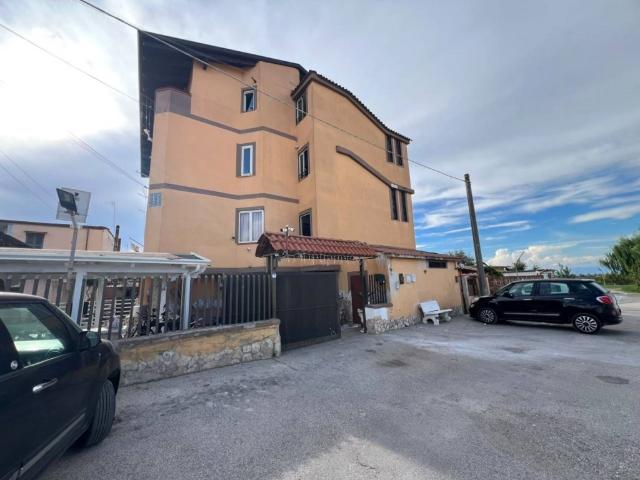 Appartamento in affitto a Giugliano In Campania, Campania